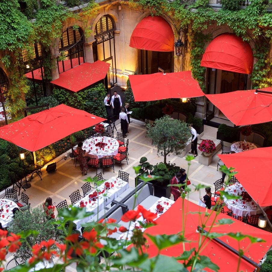 La Cour Jardin restaurant inside hotel plaza athenee